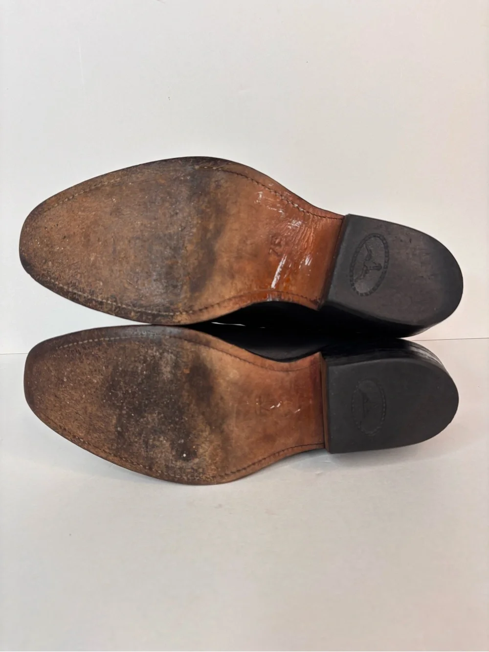 R.M. Williams australian crafted